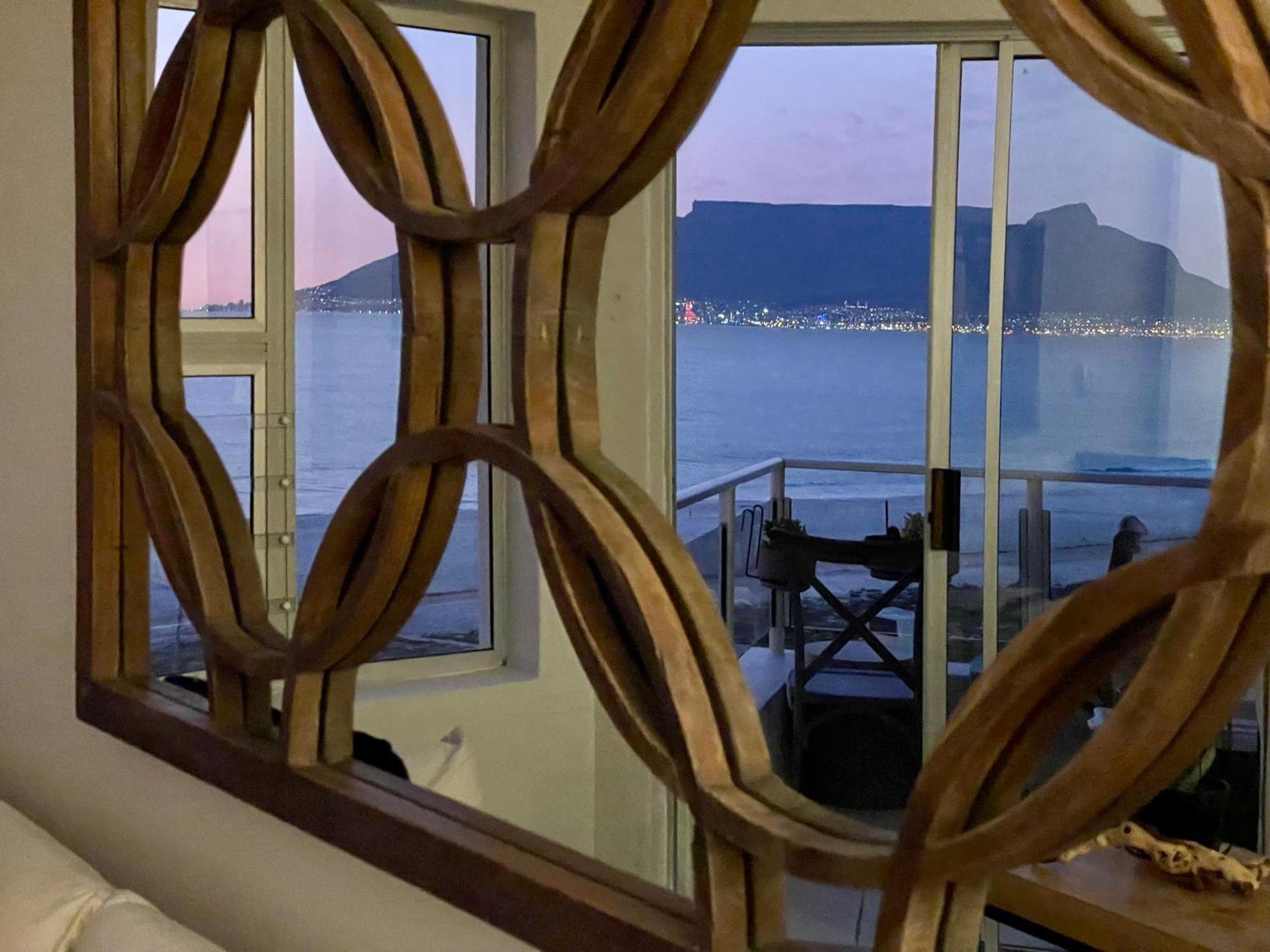 Ferienwohnung Abode Africa Bloubergstrand Exterior foto